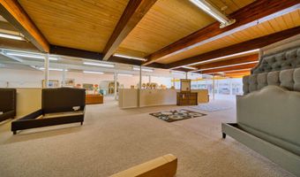 321 S Canyon St, Carlsbad, NM 88220