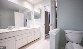 6012 RICKETTS Walk, Alexandria, VA 22312