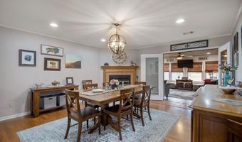 2925 E Snow Ln, Alexander, AR 72002
