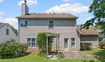 10905 Pinewalk Forest Cir, Alpharetta, GA 30022