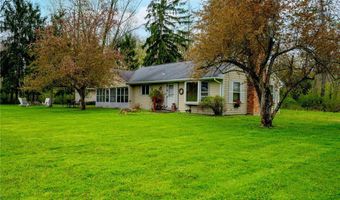 15 South Ln, Angola, NY 14006