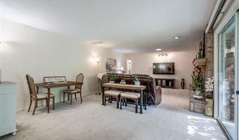 2105 N Alexander Ln, Bethany, OK 73008