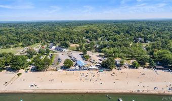 9168 Applewood St, Angola, NY 14006