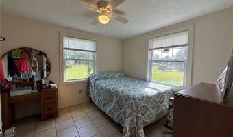 55045 6TH St, Astor, FL 32102