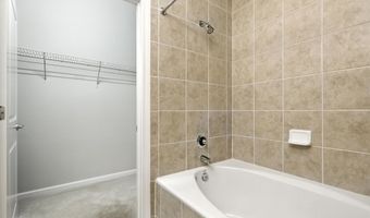 309 HOLLAND Ln 222, Alexandria, VA 22314