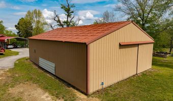 819 E Washington Ave, Ava, MO 65608