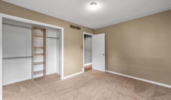 41081 N 1ST St, Antioch, IL 60002