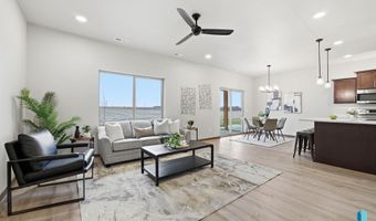2818 E Hazelnut St, Brandon, SD 57005