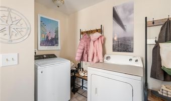 11 O'Donnell Rd, Middletown, RI 02842