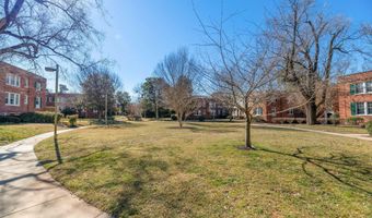 1817 N QUEENS Ln 2-161, Arlington, VA 22201