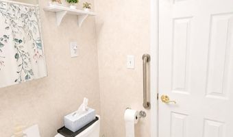 2605 KENHILL Dr, Bowie, MD 20715