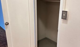 1718 PRESTON Rd, Alexandria, VA 22302