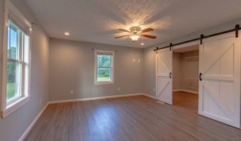 3000 Duvall Valley Rd, Albany, KY 42602