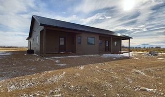 60 Cowboy Dr, Clark, WY 82435