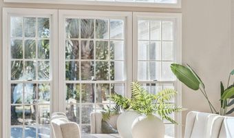 210 Old Plantation Dr W, Beaufort, SC 29907