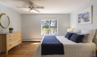 29 Woodland Dr, Avon, CT 06001