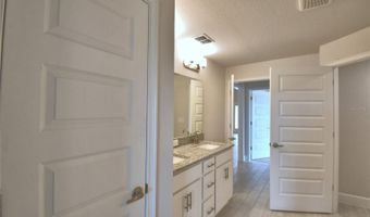 4422 JUNEBERRY Dr, Auburndale, FL 33823