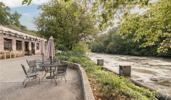 585 White Cir 504, Athens, GA 30605