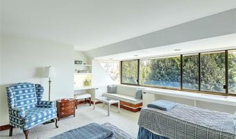 119 ADAMS POINT Rd, Barrington, RI 02806