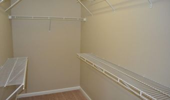 1022 Thornborough Dr, Alpharetta, GA 30004