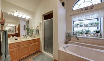 172 Home Pl, Adkins, TX 78101