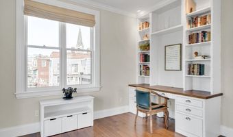284 Bunker Hill St 4, Boston, MA 02129