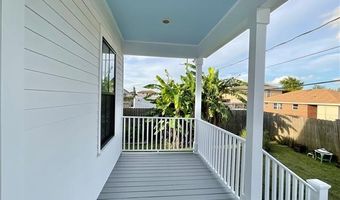 137 SEAL Dr, Arabi, LA 70032