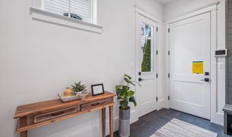 4613 CHASE Ave, Bethesda, MD 20814