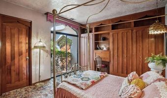 2250 Montecito Dr, San Marino, CA 91108