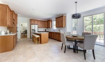 7009 PERSIMMON TREE Rd, Bethesda, MD 20817