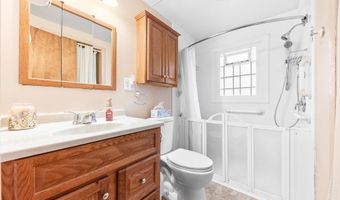 11960 Freshley Ave NE, Alliance, OH 44601