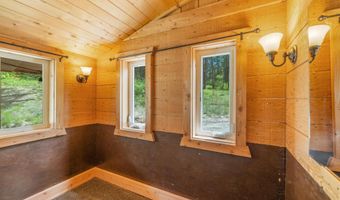 527 Aspen Dr, Bonners Ferry, ID 83805