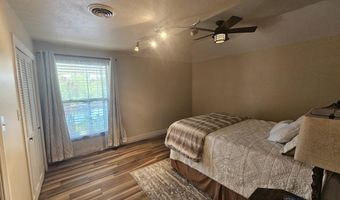 1313 Doepp Dr, Carlsbad, NM 88220