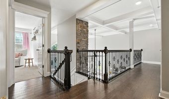 214 Stoneridge Ln, Adams Twp., PA 16046