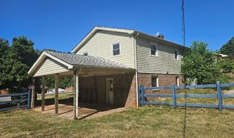 7163 Gladys Rd, Altavista, VA 24517