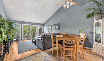 9 Connie Ln, Bella Vista, AR 72715