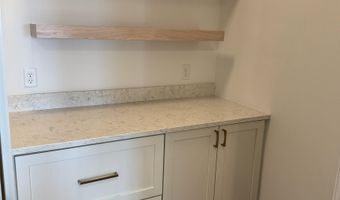 11 Liberty Ln, South Burlington, VT 05403