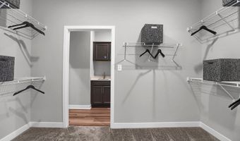 5245 Nettleton Way, Avon, IN 46123