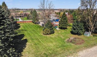 7818 N Luce Rd, Alma, MI 48801