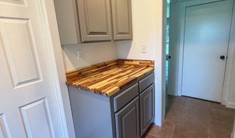 7554 S Farris Rd, Atoka, OK 74525
