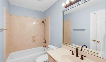 886 On The Grn, Biloxi, MS 39532