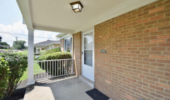 569 Rentz Pl, Delhi, OH 45238