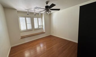 5726 W IVANHOE St, Chandler, AZ 85226
