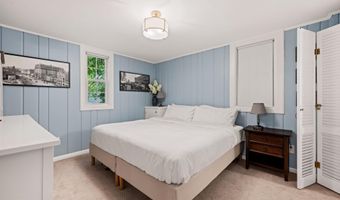 5706 9TH Rd N, Arlington, VA 22205