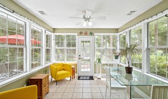 60 Thomas Sumter St, Beaufort, SC 29907