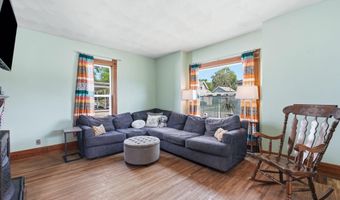 329 W 5th St, Auburn, IN 46706