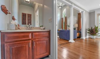 301 BERKLEY Ave, Belle Mead, NJ 08502