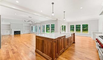 105 Princess Pine Dr, East Greenwich, RI 02818