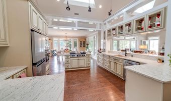 376 Lakeview Dr, Abbeville, AL 36310