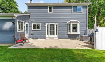 73959 Franklin Ln, Armada, MI 48005